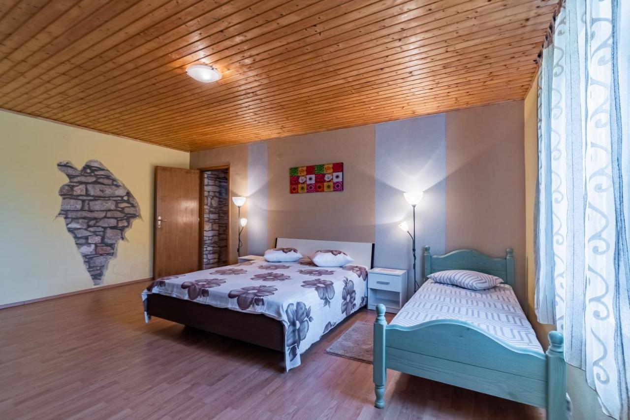 House Gracijela, Village Bulici Sajini Ngoại thất bức ảnh