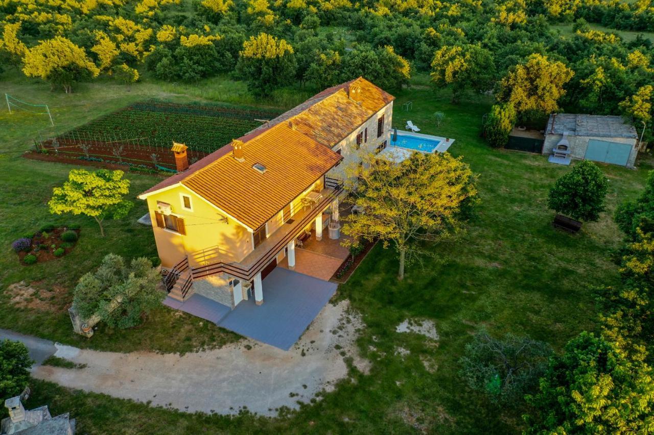 House Gracijela, Village Bulici Sajini Ngoại thất bức ảnh